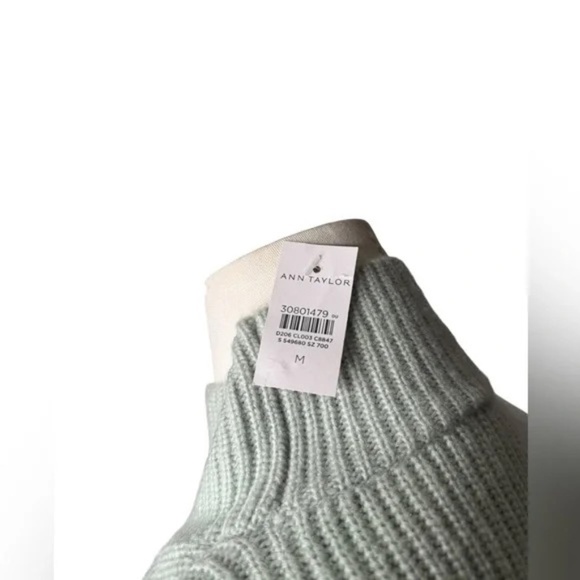 ANN TAYLOR Striped Mock Neck Tunic Sweater Size Medium - Picture 5 of 6